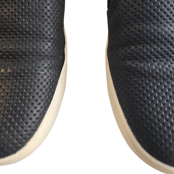 2 for $10 Naturalizer Slip-On Shoes with Clark's Insert 5.5 - Picture 2 of 6